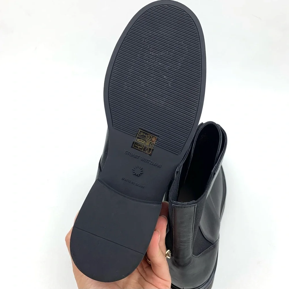 Stuart Weitzman Boots Black Leather Zip Front Ankle Bootie Low Heel Size 36.5 6 - Picture 9 of 10